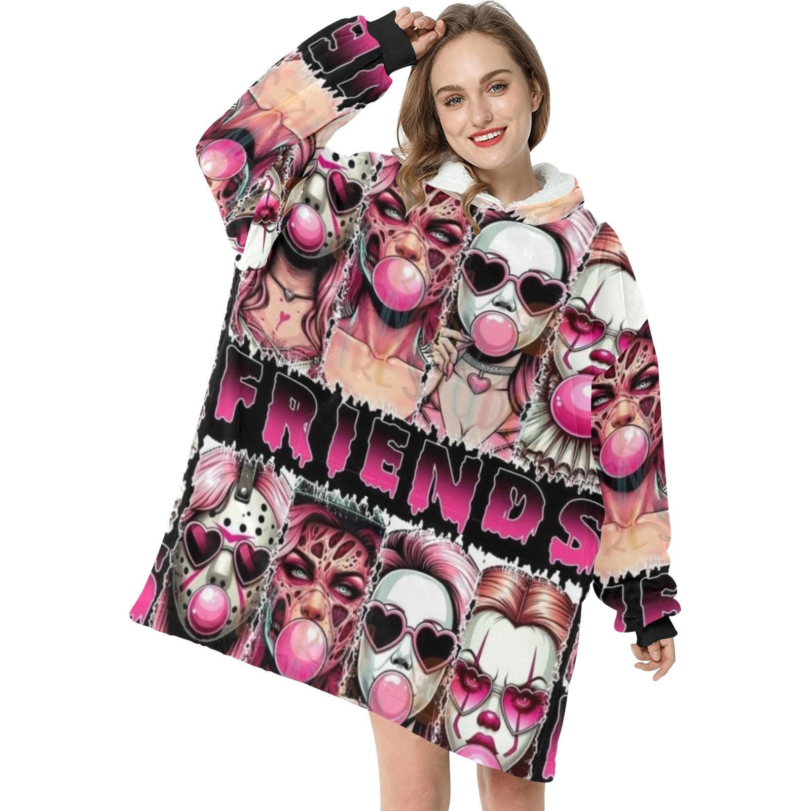 Retro GIRL Horror FRIENDS Blanket Pullover – Cozy Oversized Hoodie Featuring Myers, Chucky, Jason, Freddy & More